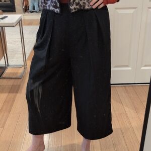 1.State Wide Leg Culottes